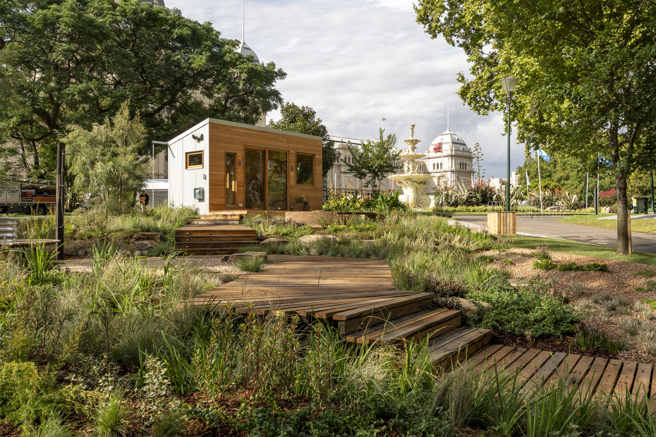 Landscape Design Show Gardens - Melbourne International Flower & Garden ...